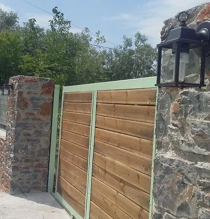 度假居 Liogerma *