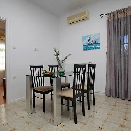 Liogerma 度假居 *